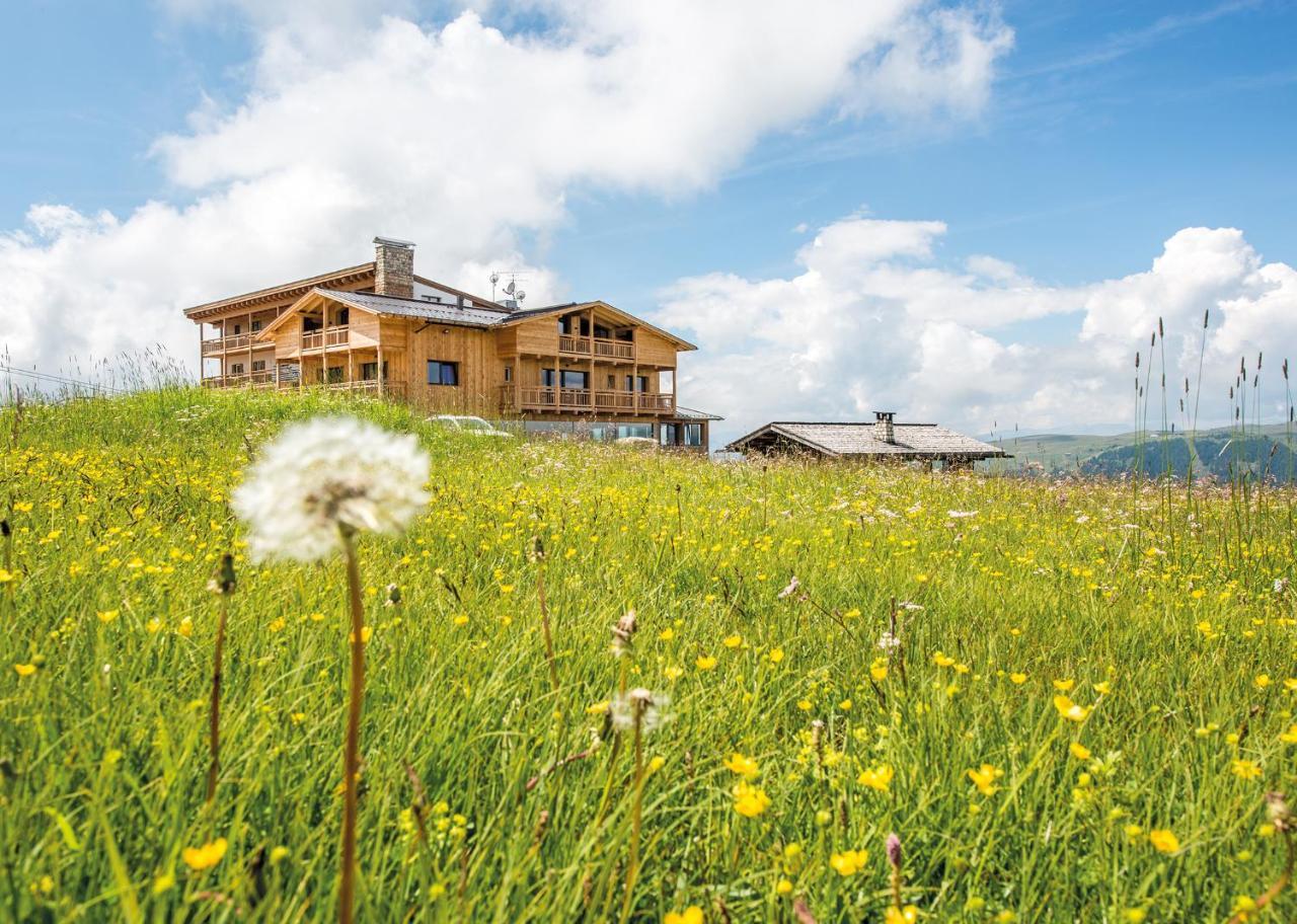 Hotel Goldknopf Seiser Alm Exteriör bild